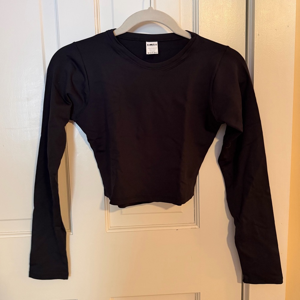 Booty by Brabants Long Sleeve Performance Crop Top in Black